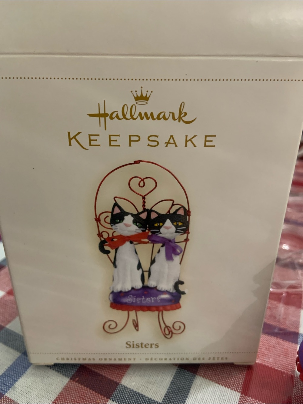 Hallmark Keepsake Cats on Purple Chair Ornament - White, Black, Red, Purple - Picture 3 of 4
